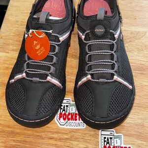 JSport Women Slip On Sport Shoes Tiger Mesh Water Ready Size US 7.5 Navy Petal